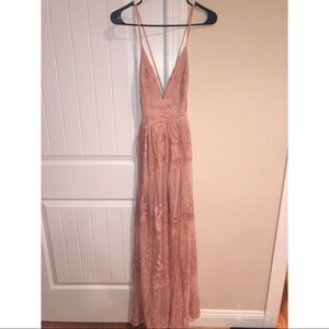 Entro Dusty Pink Lace Maxi
